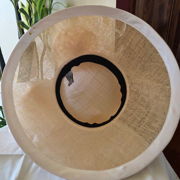 NWT Elite Champagne‎ white sun hat w/gem stones, feathers, bow/rose
